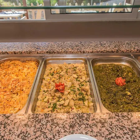 Hotel Planos Beach Hotel