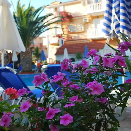 Planos Beach Hotel 4*