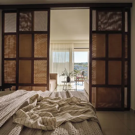 Planos Beach Hotel 4*