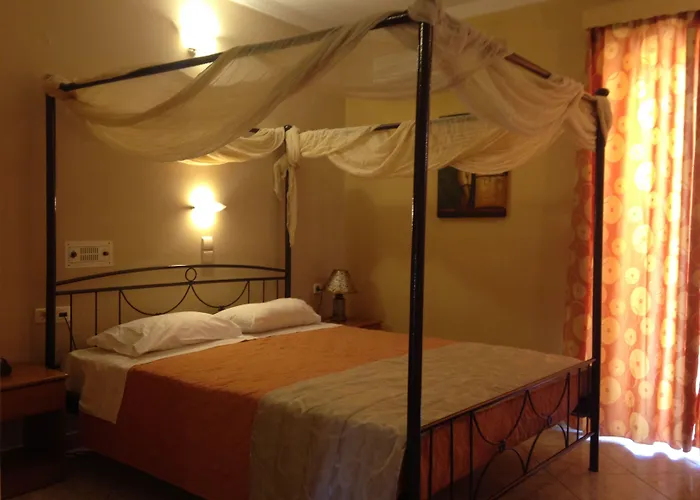Planos Beach Hotel Hotel 4*