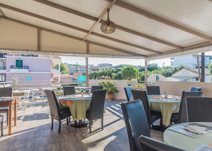 Planos Beach Hotel