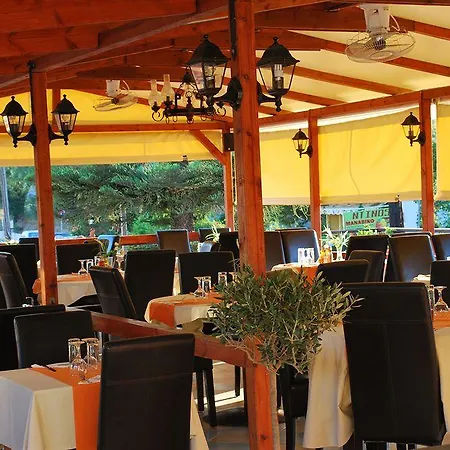 Planos Beach Hotel Hotel 4*