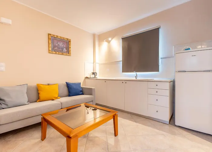 Hotel Planos Beach Hotel