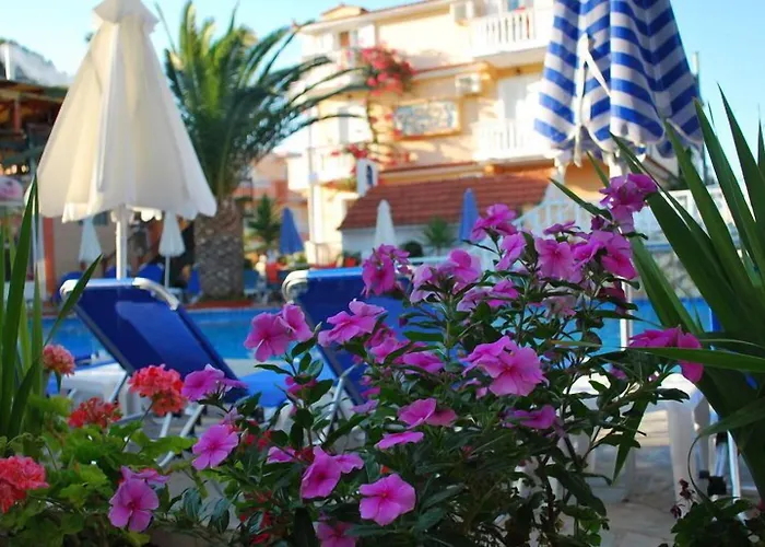 Planos Beach Hotel 4*