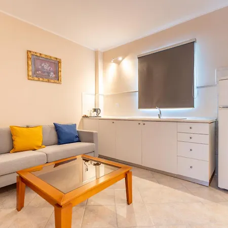 Hotel Planos Beach Hotel