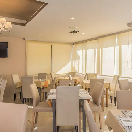 Отель Planos Beach Hotel Циливи