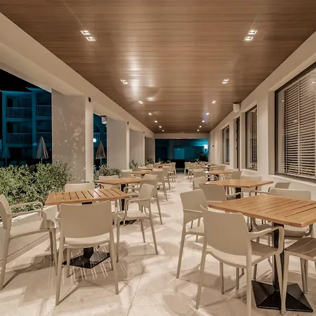 Hotel Planos Beach Hotel