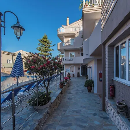 Planos Beach Hotel Hotel 4*
