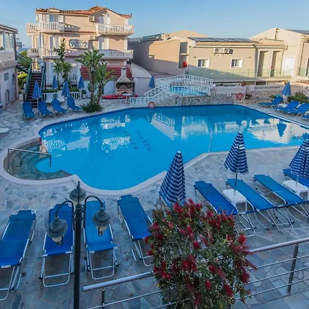 Planos Beach Hotel 4*