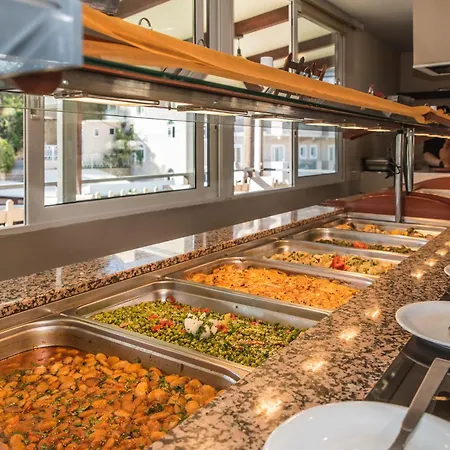 Planos Beach Hotel 호텔 4*