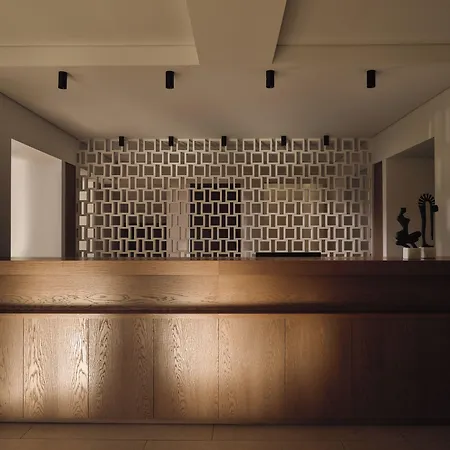 Planos Beach Hotel 호텔 티실리비