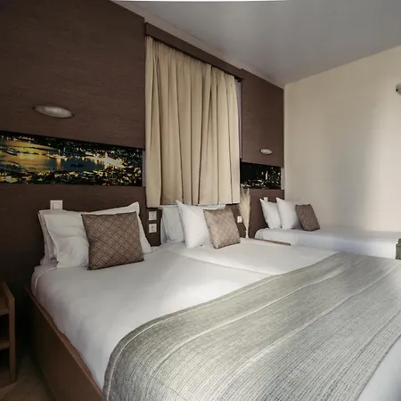 Planos Beach Hotel